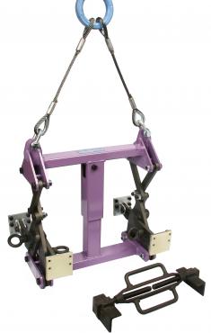 AUTOMATIC INTERNAL EXPANDING LIFTING CLAMP for U-shaped concrete gutters (Pad type)